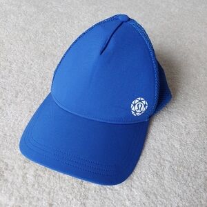 Lululemon Hat, Size XS / S, Blue Trucker Style